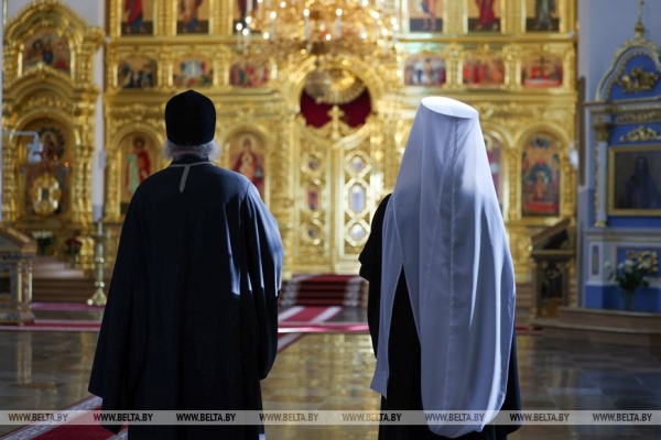 Лукашенко о религиозных центрах: надо понемножку помогать всем, чтобы сохранить мир и покой в Беларуси Лукашенко о религиозных центрах: надо понемножку помогать всем, чтобы сохранить мир и покой в Беларуси