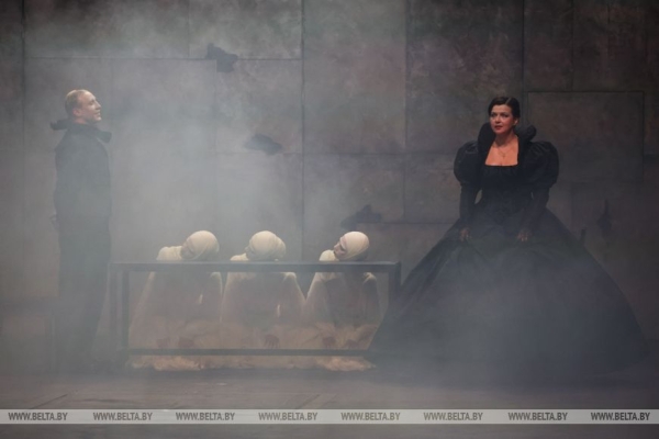 Премьера спектакля "Макбет" состоялась на сцене Театра юного зрителя в Минске 