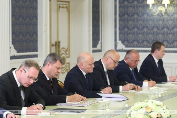 "Семья ШОС", марафон встреч и криптопланы. Итоги недели Президента "Семья ШОС", марафон встреч и криптопланы. Итоги недели Президента