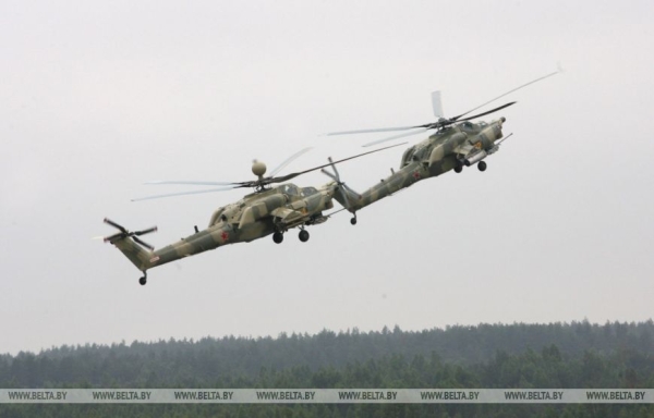 "Наконец, как и должно быть, мы вместе". Как проходили первые белорусско-российские учения "Запад" 