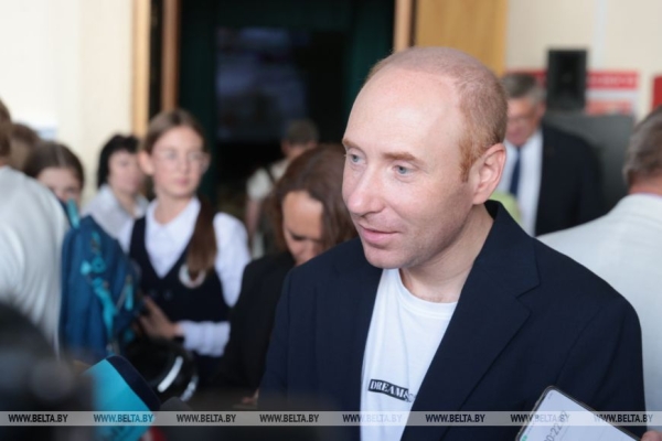 "Документальное кино с элементами игрового". Премьеры кинодилогии "Наши символы" прошли в Минске и Могилеве