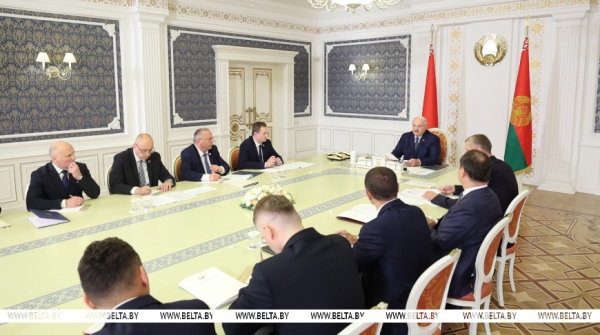 "Прозрачные правила игры". Лукашенко поручил определить механизмы контроля в сфере криптовалют
