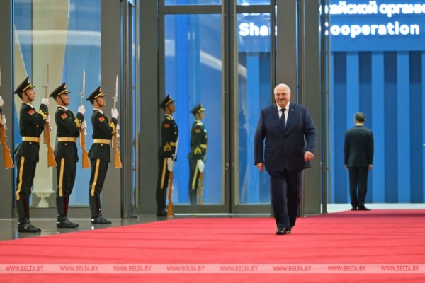 "Семья ШОС", марафон встреч и криптопланы. Итоги недели Президента "Семья ШОС", марафон встреч и криптопланы. Итоги недели Президента