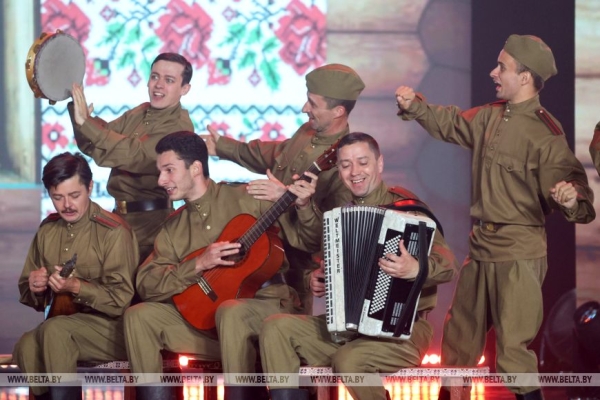 Концертную программу для участников белорусско-узбекского форума представили в Витебске