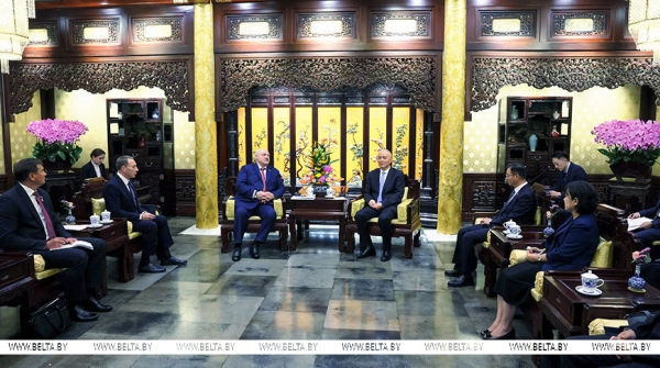 "Семья ШОС", марафон встреч и криптопланы. Итоги недели Президента "Семья ШОС", марафон встреч и криптопланы. Итоги недели Президента