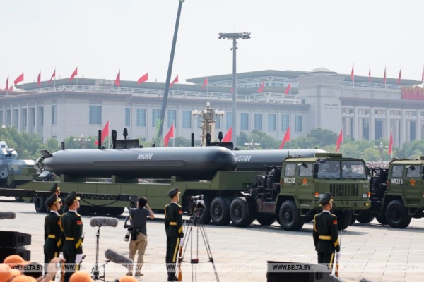 Лукашенко присутствовал на военном параде в Пекине 