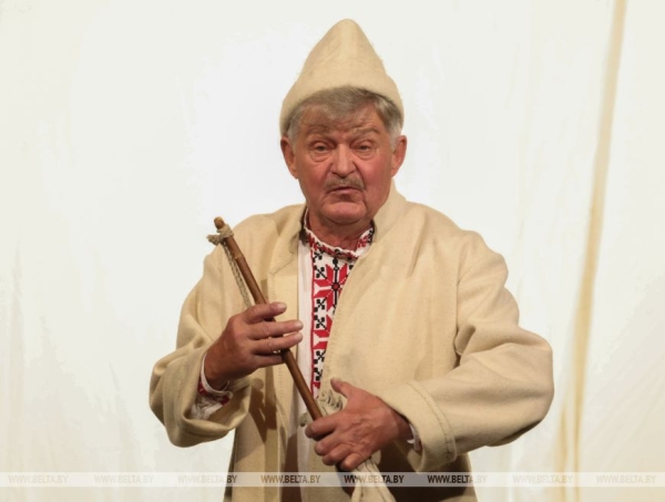 Легендарной "Несцеркой" открыли юбилейный 100-й сезон артисты Коласовского театра