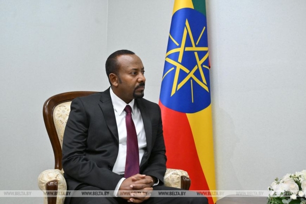 Мирный атом, переговоры в Кремле, инспекция на востоке и момент для Украины. Итоги недели Президента