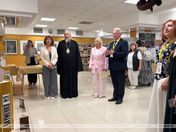 Книга, творчество, душевное тепло. "Славянские литературные дожинки" открылись в Гомеле