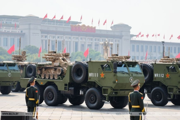 Лукашенко присутствовал на военном параде в Пекине 