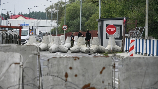 Кервиньский подписал распоряжение об открытии границы Польши с Белоруссией