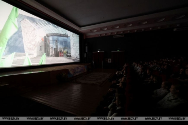 "Документальное кино с элементами игрового". Премьеры кинодилогии "Наши символы" прошли в Минске и Могилеве