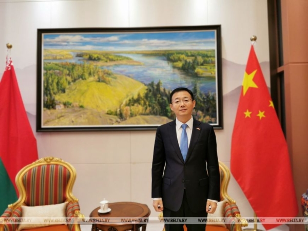 Якоря стабильности в бушующем море международной неопределенности. Посол о современной роли КНР и Беларуси 