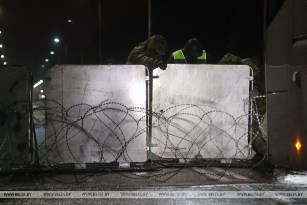 "Выходит за рамки здравого смысла". Глава МИД Беларуси о закрытии польской границы