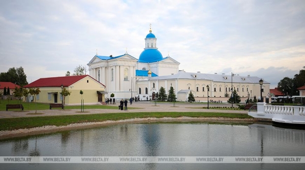 Лукашенко о религиозных центрах: надо понемножку помогать всем, чтобы сохранить мир и покой в Беларуси Лукашенко о религиозных центрах: надо понемножку помогать всем, чтобы сохранить мир и покой в Беларуси