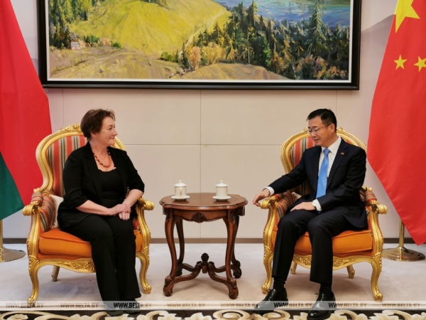 Якоря стабильности в бушующем море международной неопределенности. Посол о современной роли КНР и Беларуси 