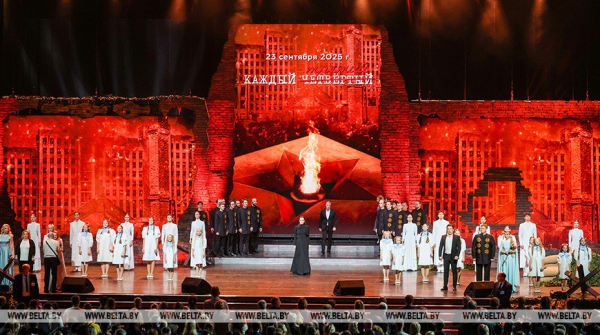 Концерт-реквием "Каждый третий" представили в Москве в Кремлевском дворце Концерт-реквием "Каждый третий" представили в Москве в Кремлевском дворце