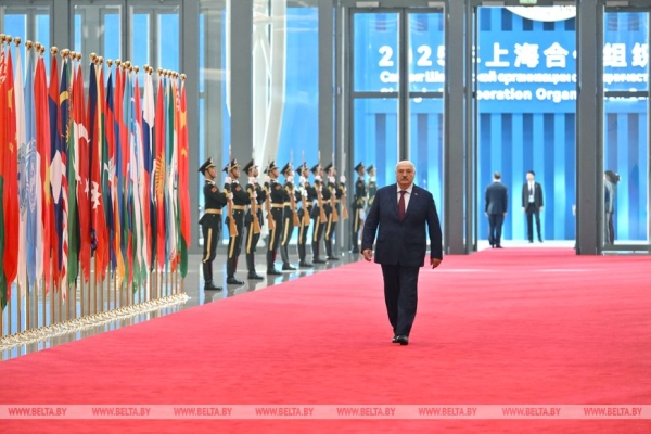 "Шанхайская семья", парад Победы и марафон встреч. Завершился многодневный визит Лукашенко в Китай