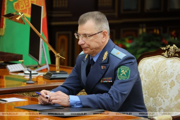 "Что случилось на границе? Поляки чудят?" Лукашенко принял с докладом председателя ГТК "Что случилось на границе? Поляки чудят?" Лукашенко принял с докладом председателя ГТК