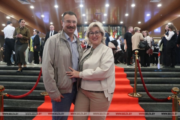 "В фильме учителя такие же, как в жизни - душевные и искренние". Зрители о премьере "Классной" 