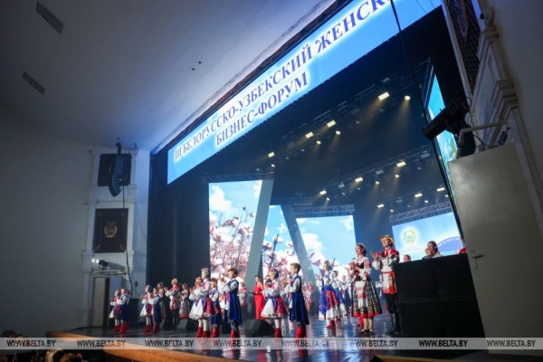 Концертную программу для участников белорусско-узбекского форума представили в Витебске