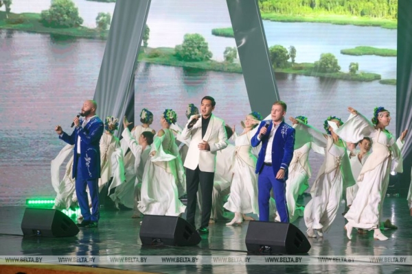 Концертную программу для участников белорусско-узбекского форума представили в Витебске