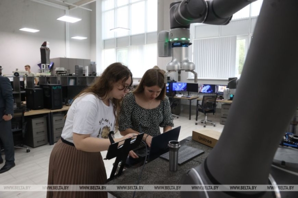 Осязаемое будущее. Заглянули в Центр компетенций робототехники и цифрового инжиниринга в БрГТУ