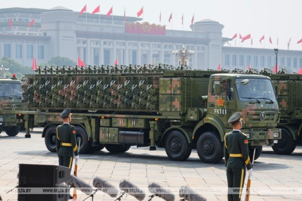 Лукашенко присутствовал на военном параде в Пекине 