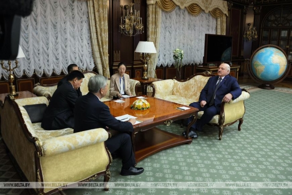 Лукашенко назвал закрытие Польшей границы с Беларусью недружественным политическим шагом против Китая 