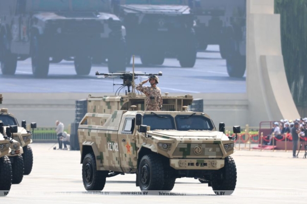 Лукашенко присутствовал на военном параде в Пекине 