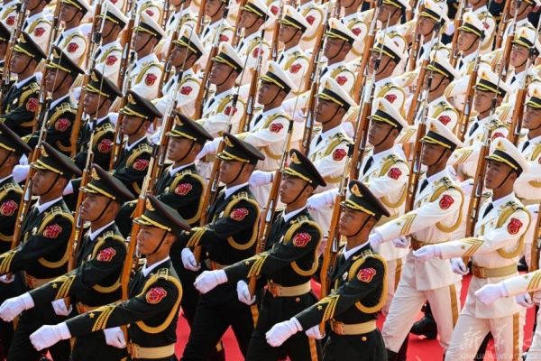 Лукашенко присутствовал на военном параде в Пекине 