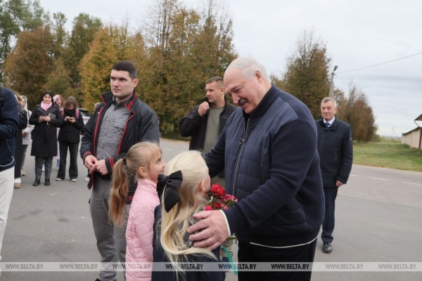 Мирный атом, переговоры в Кремле, инспекция на востоке и момент для Украины. Итоги недели Президента