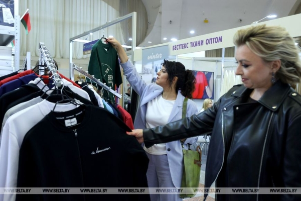 Маркетплейс как экзамен для брендов. Как "Беллегпром" ищет свое место в мире быстрой моды Маркетплейс как экзамен для брендов. Как "Беллегпром" ищет свое место в мире быстрой моды