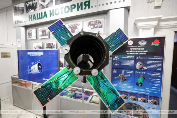 Белорусские ученые разрабатывают двигатели для малых спутников 