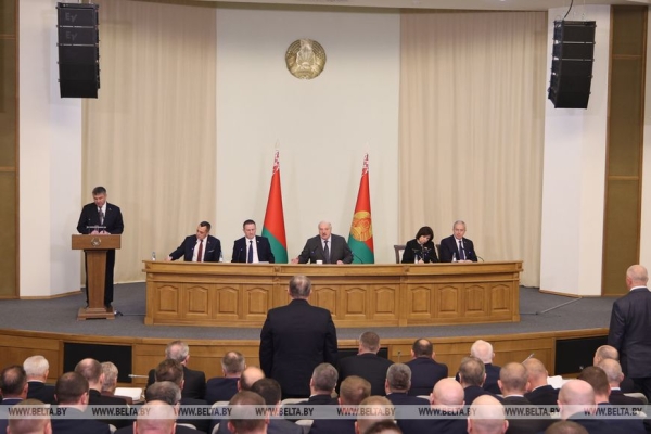 "Сначала дайте результат!" Лукашенко о главном условии дальнейшей помощи Витебской области