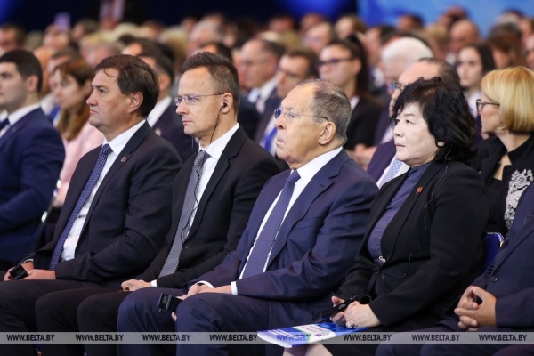 Лукашенко обозначил предложения Беларуси по мирной повестке. В фокусе - санкции, миграция, ИИ