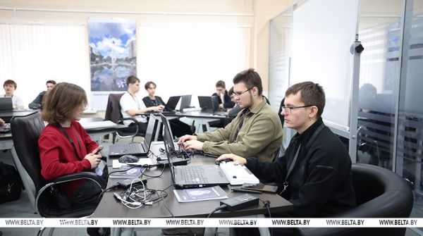 В Беларуси создадут приложение для определения здоровья по фото? ПВТ проводит хакатон среди вузов