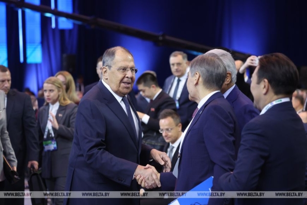 Лукашенко обозначил предложения Беларуси по мирной повестке. В фокусе - санкции, миграция, ИИ