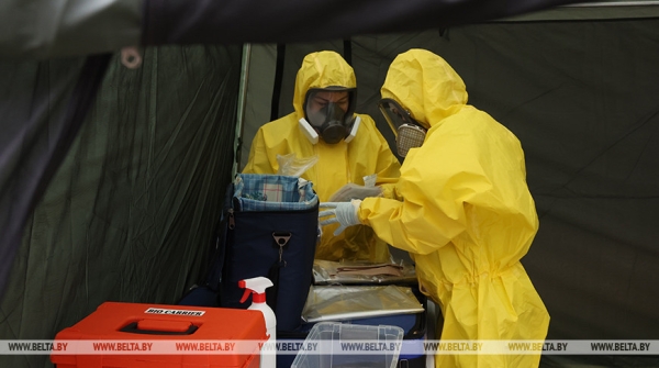 В Могилеве отработали навыки ликвидации чрезвычайной эпидемиологической ситуации В Могилеве отработали навыки ликвидации чрезвычайной эпидемиологической ситуации