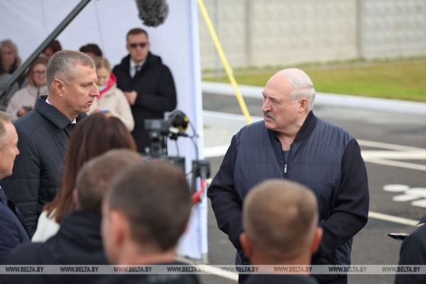 
"Ниже нельзя!" Лукашенко призывает закрепиться на уровне урожая зерновых этого года
