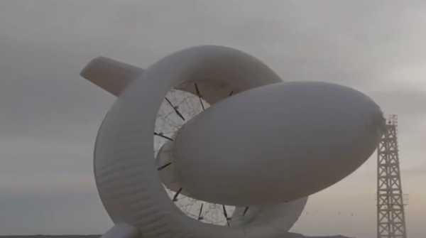 Китайский летающий ветрогенератор успешно совершил свой первый полет Китайский летающий ветрогенератор успешно совершил свой первый полет