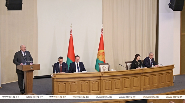 "Сначала дайте результат!" Лукашенко о главном условии дальнейшей помощи Витебской области