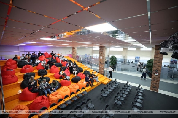 В Беларуси создадут приложение для определения здоровья по фото? ПВТ проводит хакатон среди вузов