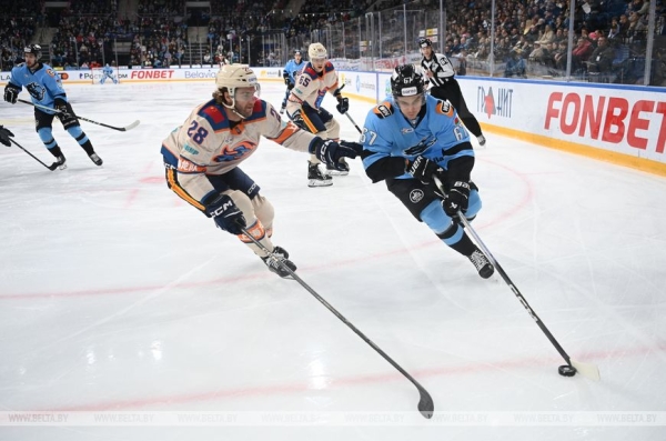 Квартальнов о матче с "Драконами": довольны победой, но не игрой в большинстве