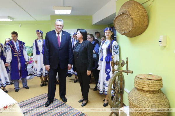 От народных ремесел к культурному коду. "Белхудожпромыслы" и БГУИЯ подписали соглашение о сотрудничестве 