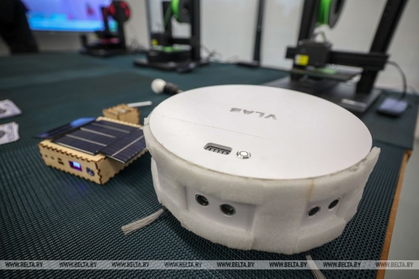 Лукашенко в Минске дал старт работе Центра технического творчества детей и молодежи