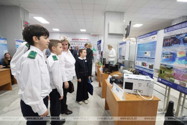 Белорусские ученые разрабатывают двигатели для малых спутников 