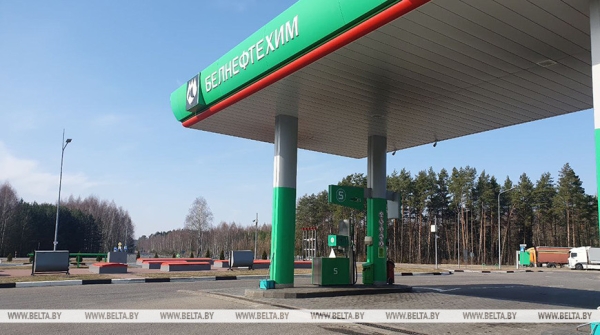 Избежать очередей на АЗС: в "Белнефтехиме" рассказали о принятых мерах
