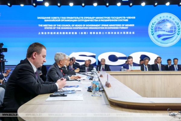 
Платежная система, продбезопасность, прямые авиарейсы. Что Беларусь предлагает партнерам по ШОС
