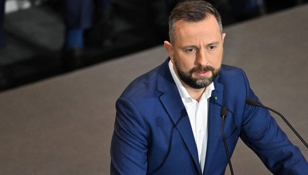 Министр обороны Польши: Варшава ждет объяснений от Украины из-за коррупционного скандала